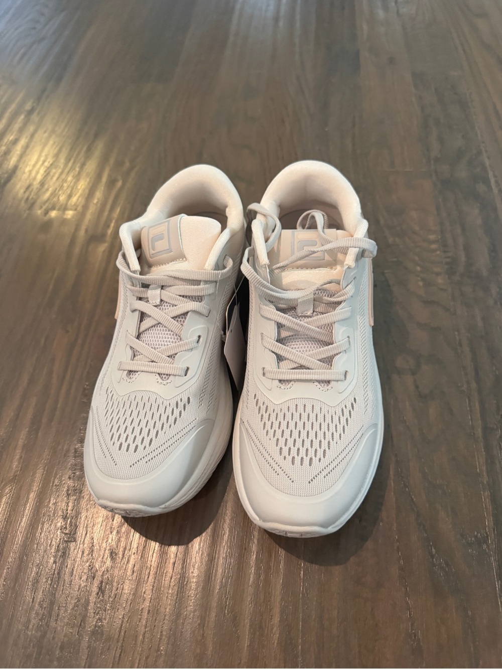 Fila women sneaker size US 8 UK 7